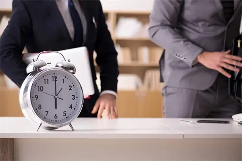 皇室的人怎么生活